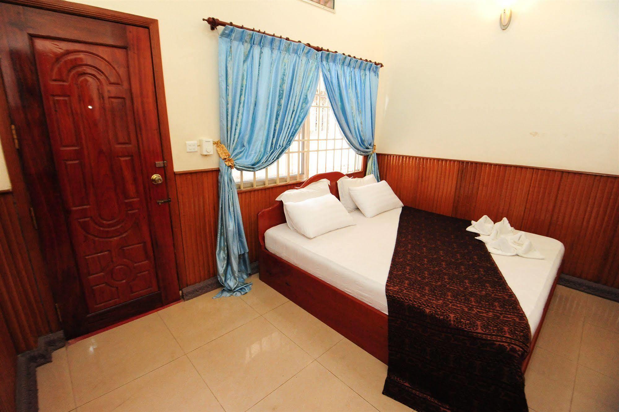 Okay Guesthouse Phnom Penh Exterior foto
